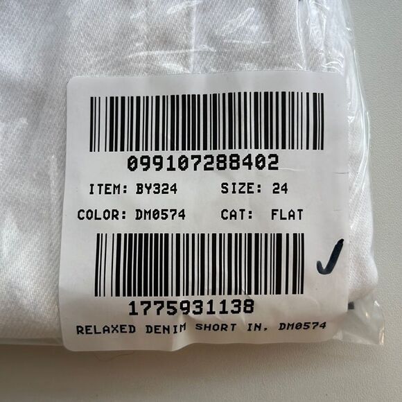 J Crew Relaxed denim short in‎ white Size 24 - Picture 9 of 11